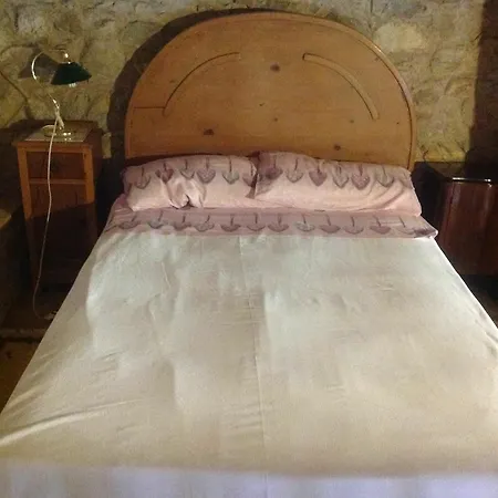 House With One Bedroom In Mensano, With Pool Access, Furnished Terrace Διαμέρισμα *